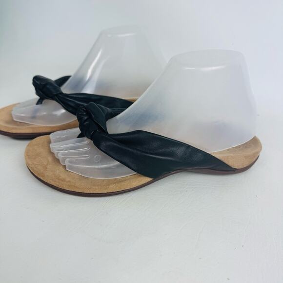 Vionic Womens Pippa Black Leather Modern Knot Toe Post Thong Sandals Size 7 - Picture 2 of 9